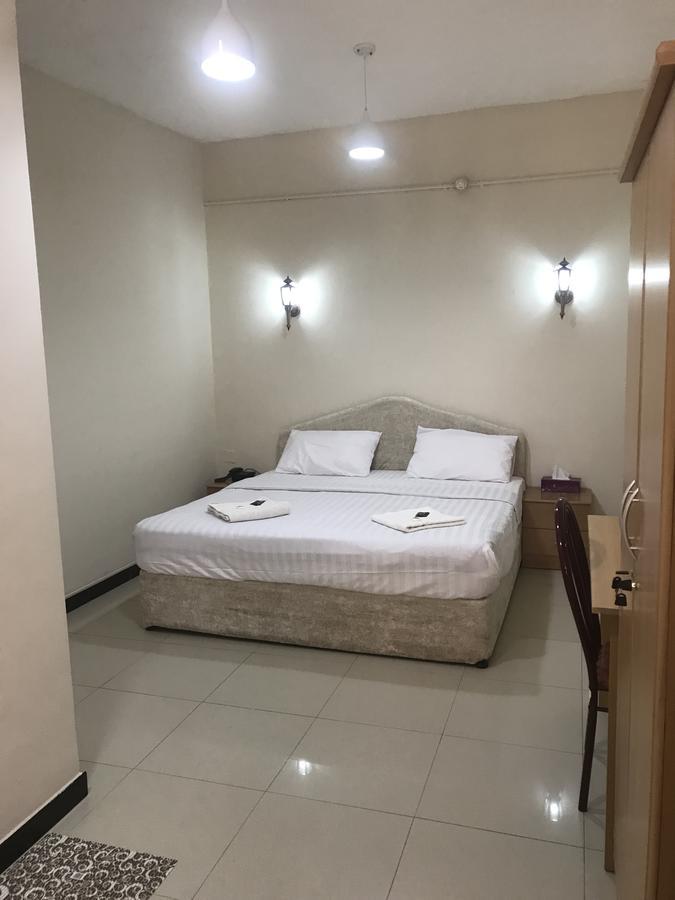 מוסקט Al Hadow Hotel מראה חיצוני תמונה